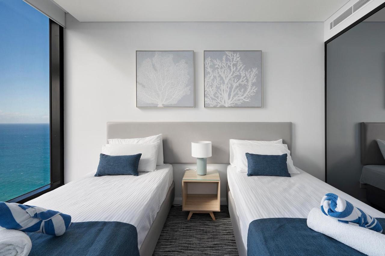Sea View Beachfront Apartment In Surfers Gold Coast Esterno foto