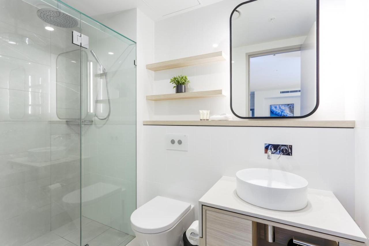 Sea View Beachfront Apartment In Surfers Gold Coast Esterno foto